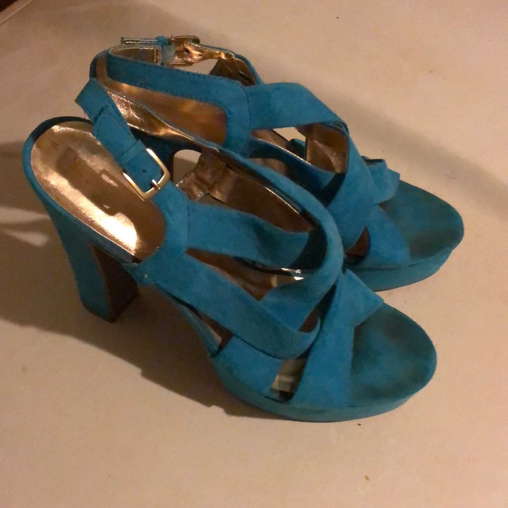 Cute blue strapped heels for $5